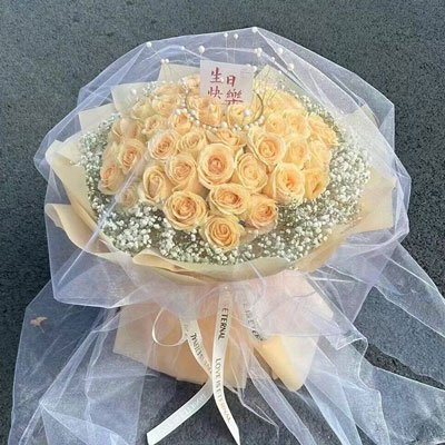 临汾52朵香槟玫瑰满天星，你就是我的全部
